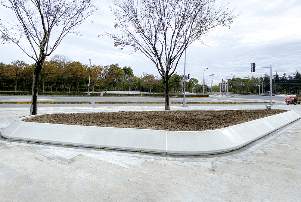 上海江川東路藝術樹池花壇